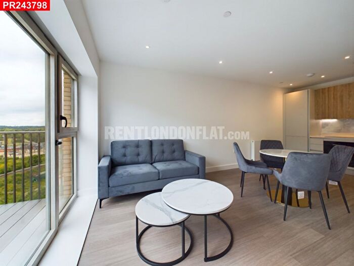 1 Bedroom Flat To Rent In Flagstaff Road, Reading, RG2