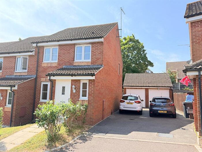 3 Bedroom End Of Terrace House For Sale In The Forge, Hempsted, Gloucester, GL2