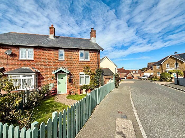 3 Bedroom Semi-Detached House For Sale In Totland Bay, Isle Of Wight, PO39