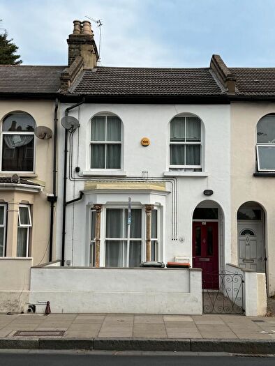 3 Bedroom Terraced House For Sale In Plashet Road, London, E13