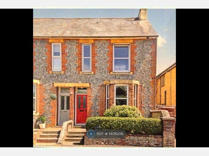 4 Bedroom Semi-Detached House To Rent In Whyke Road, Chichester, PO19