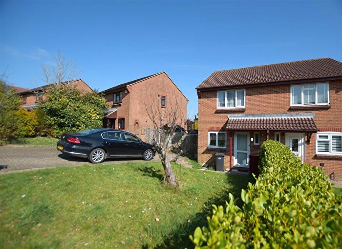 2 Bedroom Semi-Detached House To Rent In Northiam Rise, St. Leonards-On-Sea, TN38