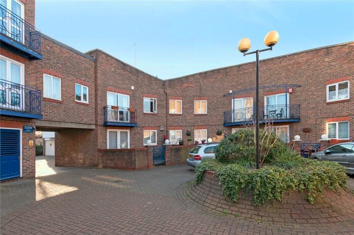 1 Bedroom Apartment To Rent In Chester Court, Trundleys Road, London, SE8