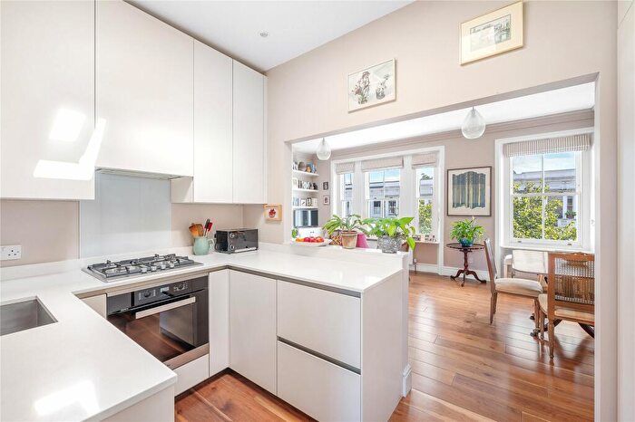 2 Bedroom Flat For Sale In Redcliffe Street, Chelsea, SW10