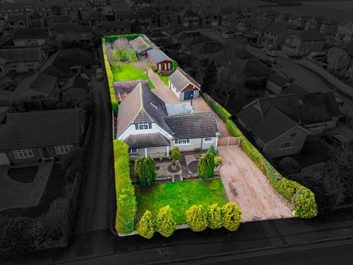 6 Bedroom Bungalow For Sale In Moor Lane North, Ravenfield, Rotherham, S65