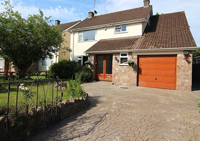 4 Bedroom Detached House For Sale In Tunbridge Close, Chew Magna, BS40