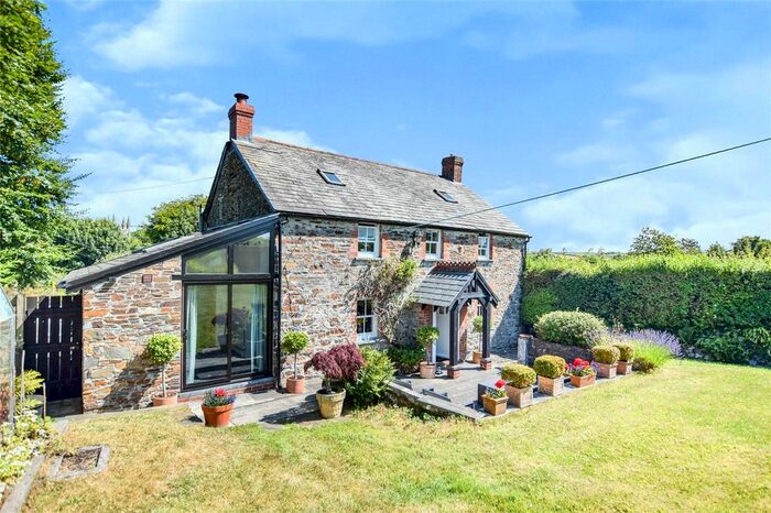 6 Bedroom Detached House For Sale In Lower Kents, Jacobstow, Bude, EX23