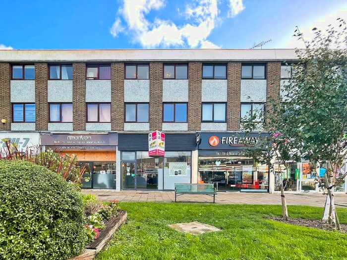 3 Bedroom Maisonette To Rent In The Parade, Frimley High Street, Frimley, Camberley, GU16