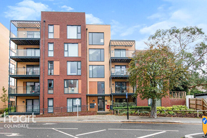 3 Bedroom Flat For Sale In Sherrans House, Grove Park, NW9