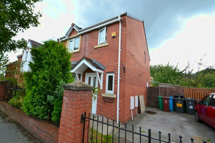 3 Bedroom Detached House To Rent In Rolls Crescent, Hulme, Manchester, M15