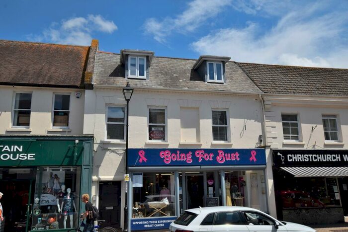 2 Bedroom Maisonette To Rent In High Street, Christchurch, Dorset., BH23