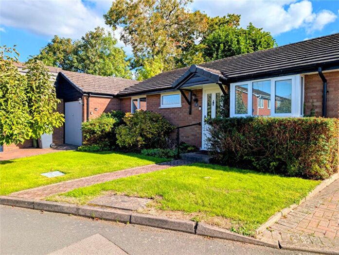 2 Bedroom Bungalow For Sale In Court Close, Kidderminster, Worcestershire, DY11