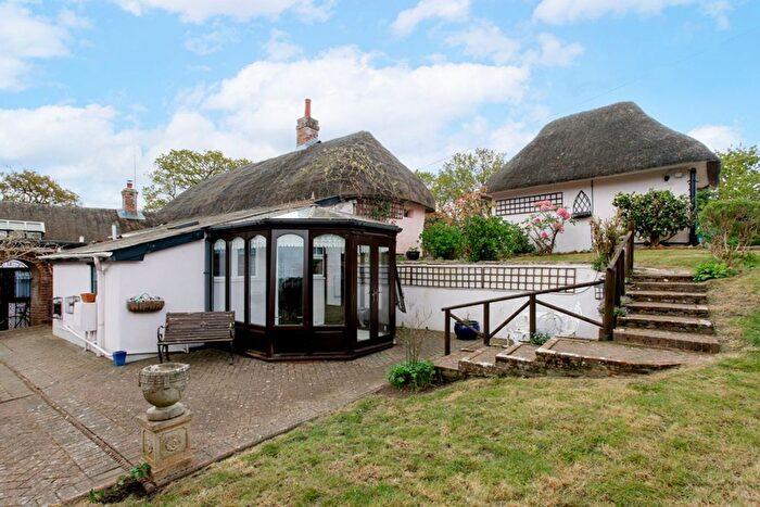 2 Bedroom Detached Bungalow To Rent In St. Catherines Hill Lane, Christchurch, BH23