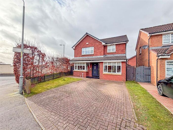 4 Bedroom Detached House For Sale In Saffron Crescent, Wishaw, ML2