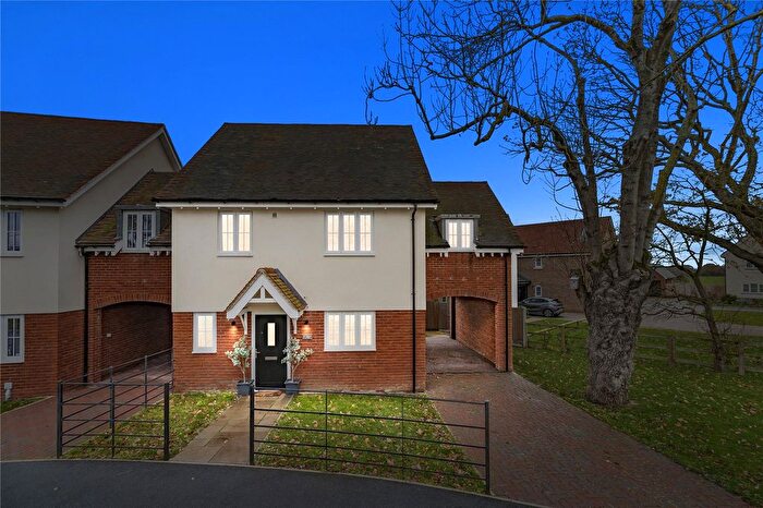 4 Bedroom Detached House For Sale In Felmoor Chase, Felsted, Dunmow, Essex, CM6