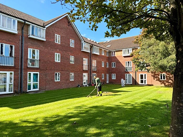 1 Bedroom Flat To Rent In Foyes Court, - Shirley Road, Shirley, Southampton, SO15