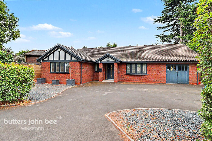 3 Bedroom Detached Bungalow For Sale In Swanlow Lane, Winsford, CW7