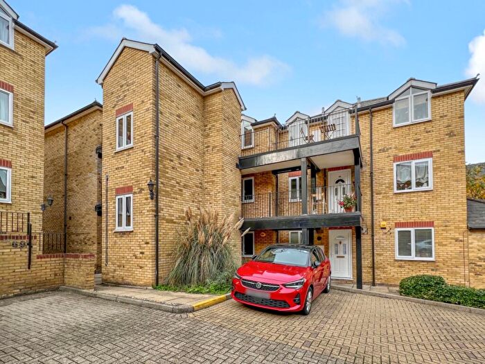 1 Bedroom Apartment To Rent In The Maltings, Clifton Road, Gravesend, Kent, DA11