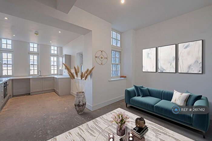 1 Bedroom Flat To Rent In Lluesty Gardens, Holywell, CH8