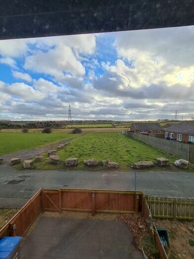 2 Bedroom End Of Terrace House To Rent In South Parade, DH6