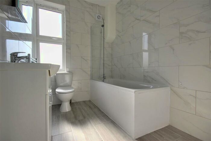 3 Bedroom House To Rent In Suffolk Road, Enfield, EN3