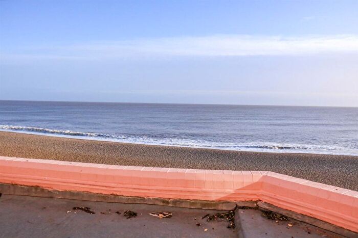 1 Bedroom Apartment For Sale In Crag Path, Aldeburgh, IP15
