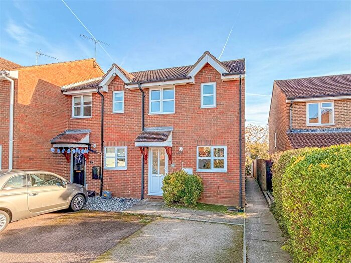 2 Bedroom End Of Terrace House For Sale In Foxes Close, Hertford, SG13