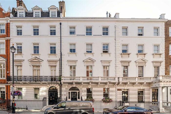 2 Bedroom Flat To Rent In Wimpole Street, London, W1G