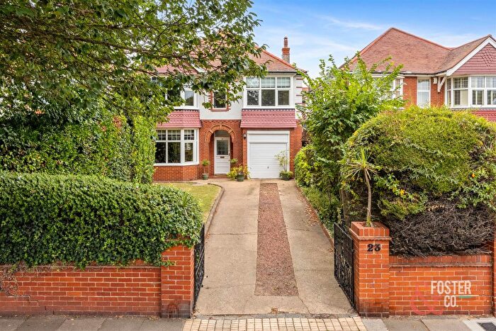 4 Bedroom Property For Sale In New Church Road, Hove, BN3