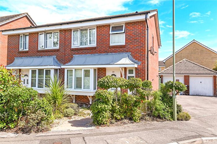 3 Bedroom Semi-Detached House For Sale In Doe Copse Way, New Milton, Hampshire, BH25