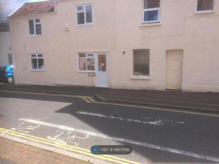 1 Bedroom Flat To Rent In London Street, Kingswood, BS15