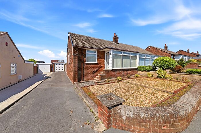 2 Bedroom Semi-Detached Bungalow For Sale In Woodkirk Avenue, Tingley, Wakefield, West Yorkshire, WF3