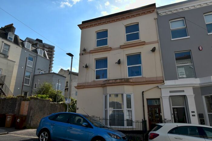 1 Bedroom Flat To Rent In St James Place West, Plymouth, Devon, PL1