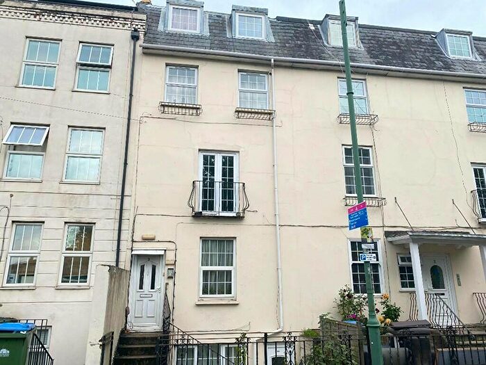 1 Bedroom Flat To Rent In Bellevue Terrace, Southampton, Hampshire, SO14