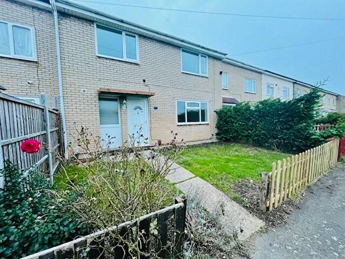 3 Bedroom House To Rent In The Whaddons, Huntingdon, PE29