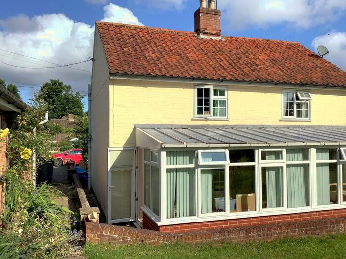 1 Bedroom Cottage To Rent In Blackheath, IP19