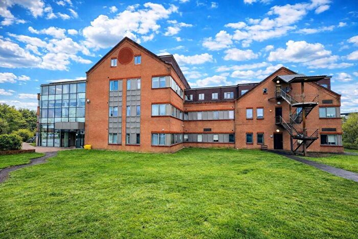 Studio For Sale In Bartley Way, Hook, Hampshire, RG27