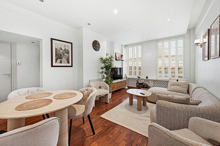 2 Bedroom Flat To Rent In St. Georges Court, Brompton Road, SW3