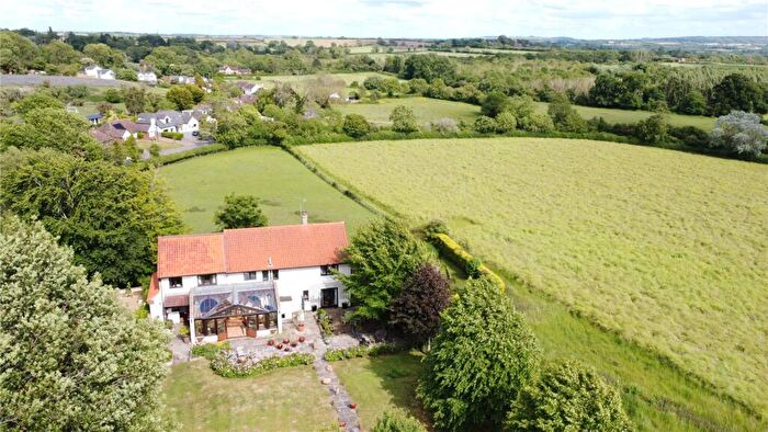 5 Bedroom Detached House For Sale In Eggington, Leighton Buzzard, Bedfordshire, LU7