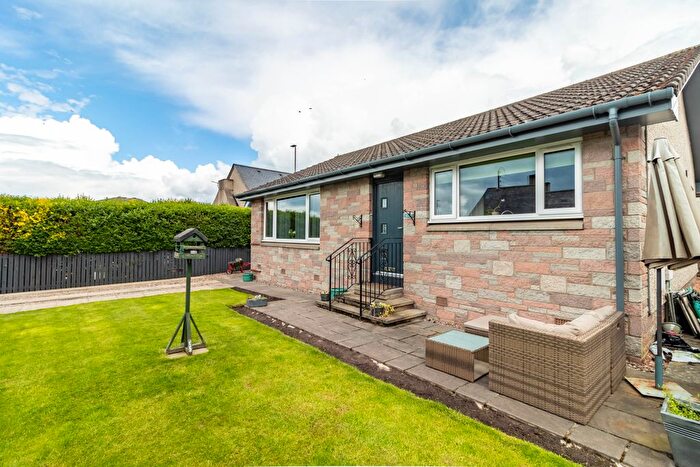 2 Bedroom Detached Bungalow For Sale In Glamis Road, Forfar, DD8