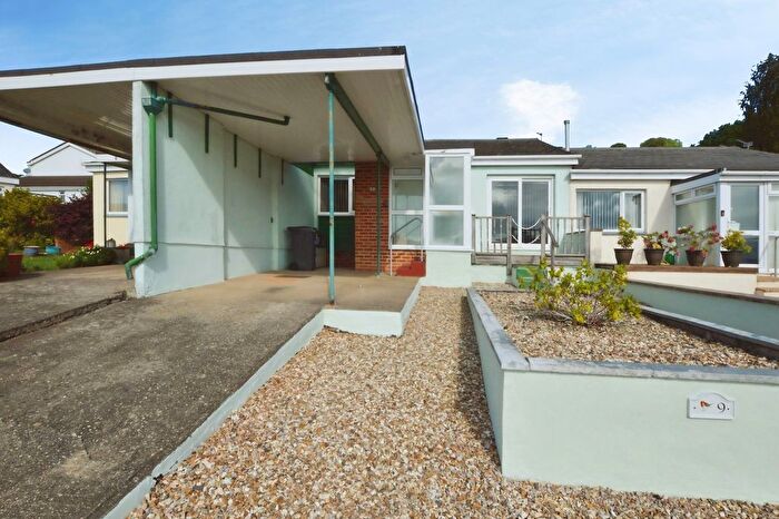 2 Bedroom Terraced Bungalow For Sale In Helens Mead Close, Torquay, Devon, TQ2
