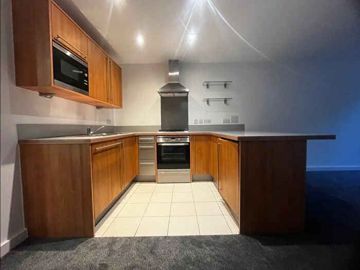 2 Bedroom Flat For Sale In Eden Grove, London, N7