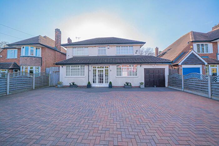 4 Bedroom Detached House For Sale In Lode Lane, Solihull, B91