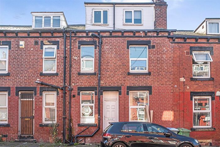 4 Bedroom Terraced House To Rent In Harold Road, Hyde Park, Leeds, LS6