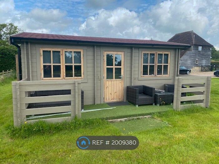 1 Bedroom Bungalow To Rent In Eastwood Road, Grafty Green, Maidstone, ME17