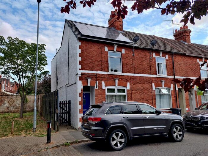 1 Bedroom Flat To Rent In Linden Avenue, Kettering, NN16