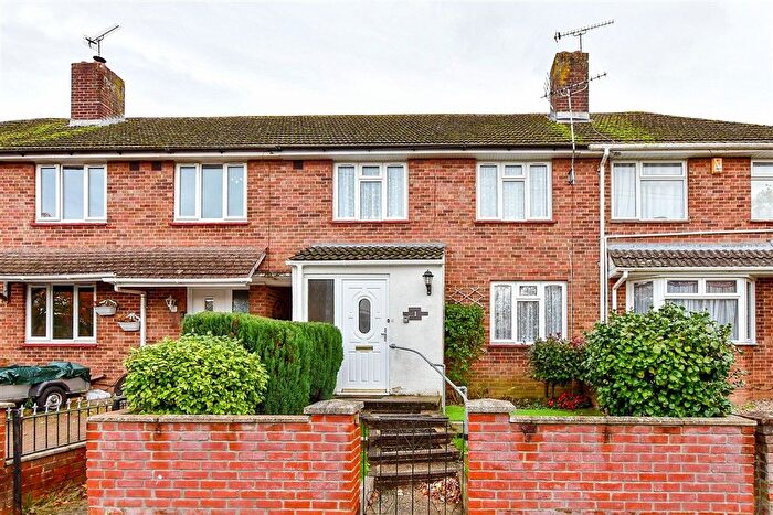 3 Bedroom Terraced House For Sale In Soberton Road, Havant, Hampshire, PO9