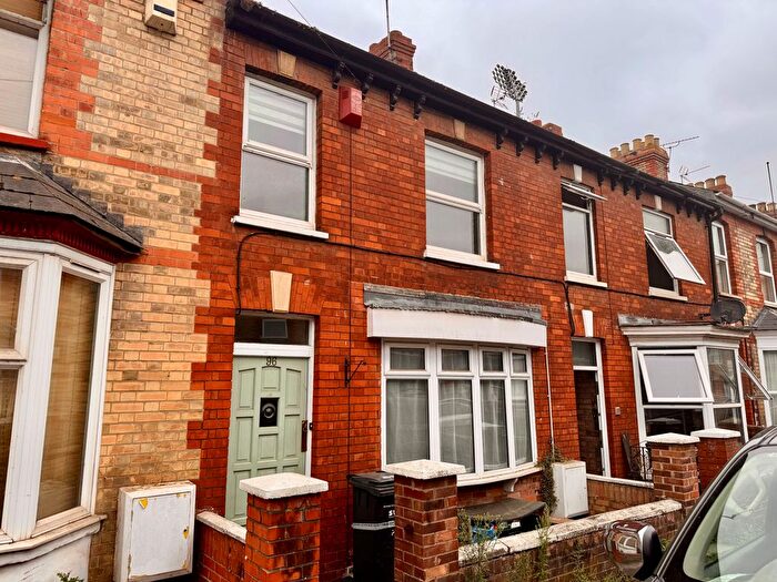 3 Bedroom Property To Rent In St Augustine Street, Taunton, TA1