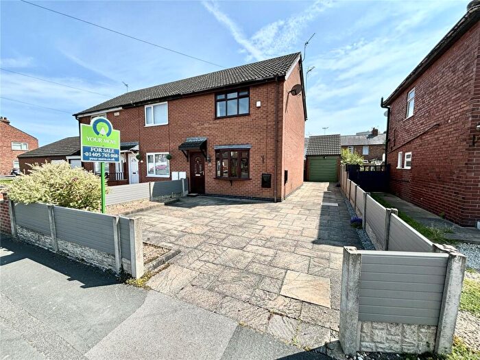 2 Bedroom End Of Terrace House For Sale In Elm Avenue, Goole, East Yorkshire, DN14