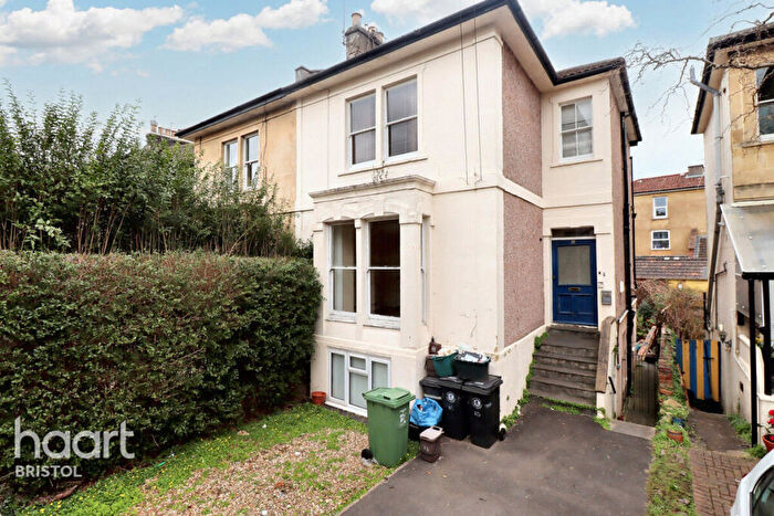 1 Bedroom Apartment For Sale In Kingsley Road, Bristol, BS6